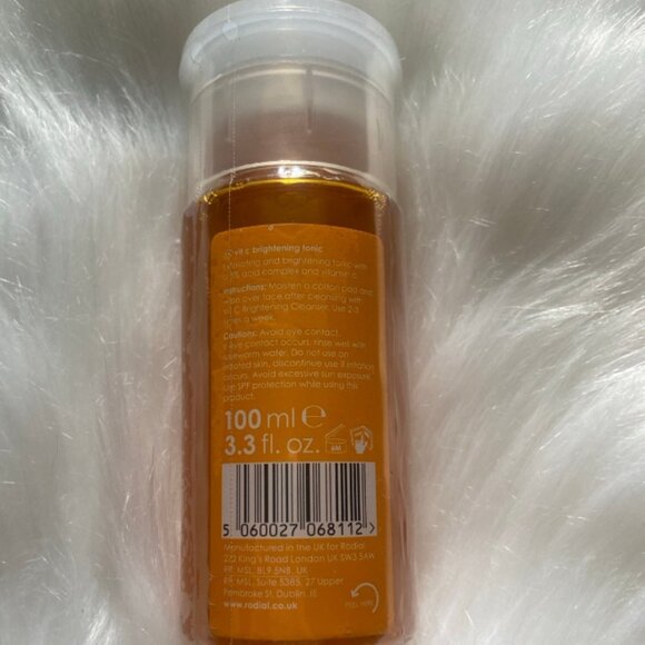 Rodial Brightening Tonic Toner Vitamin C 3.3fl oz - Picture 2 of 3